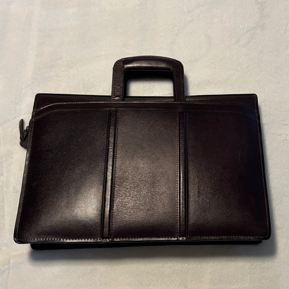 Elegant  Leather Briefcase